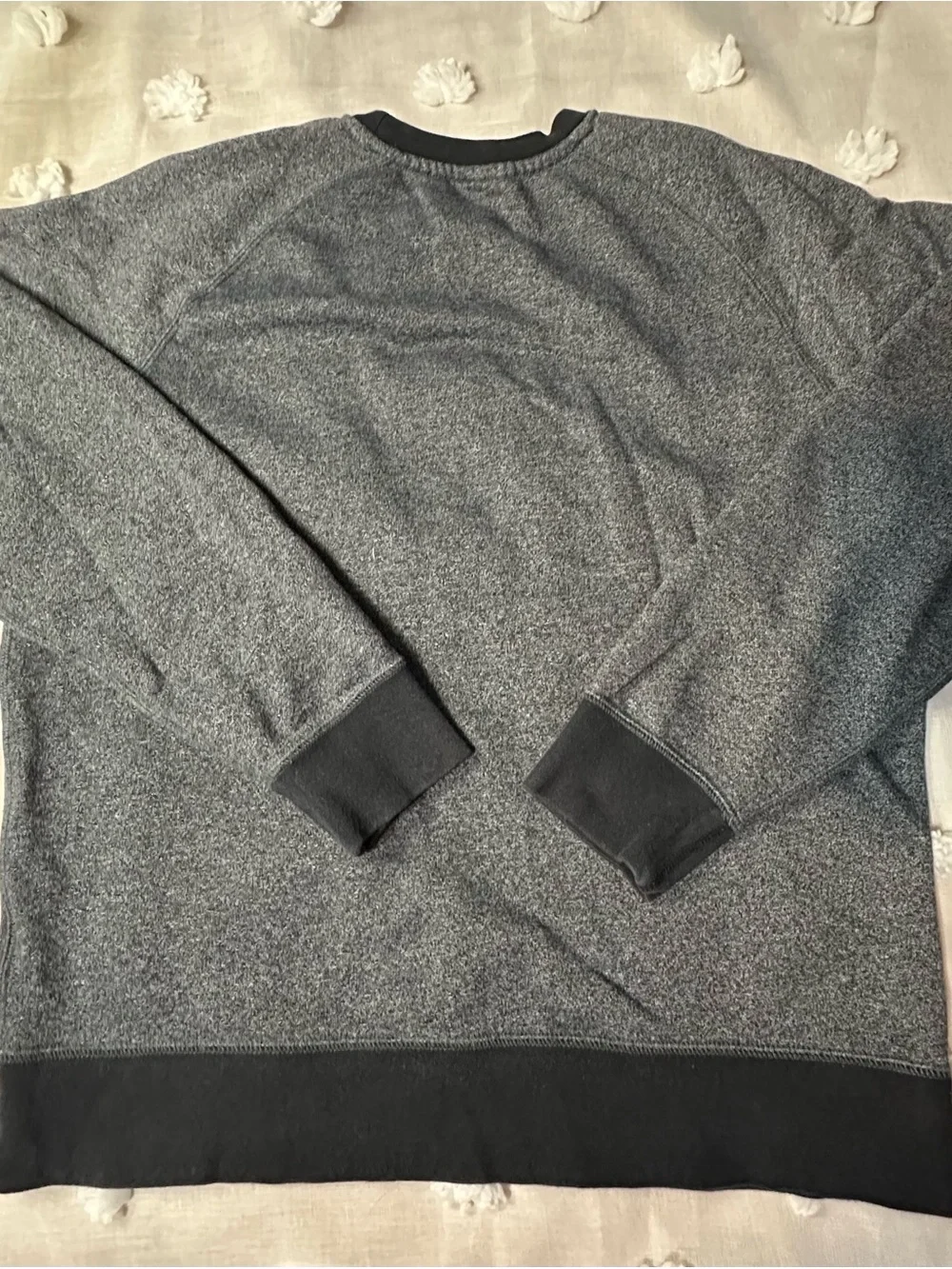 Y2K Nike Men's Dark Heather Grey Crewneck Sweatshirt